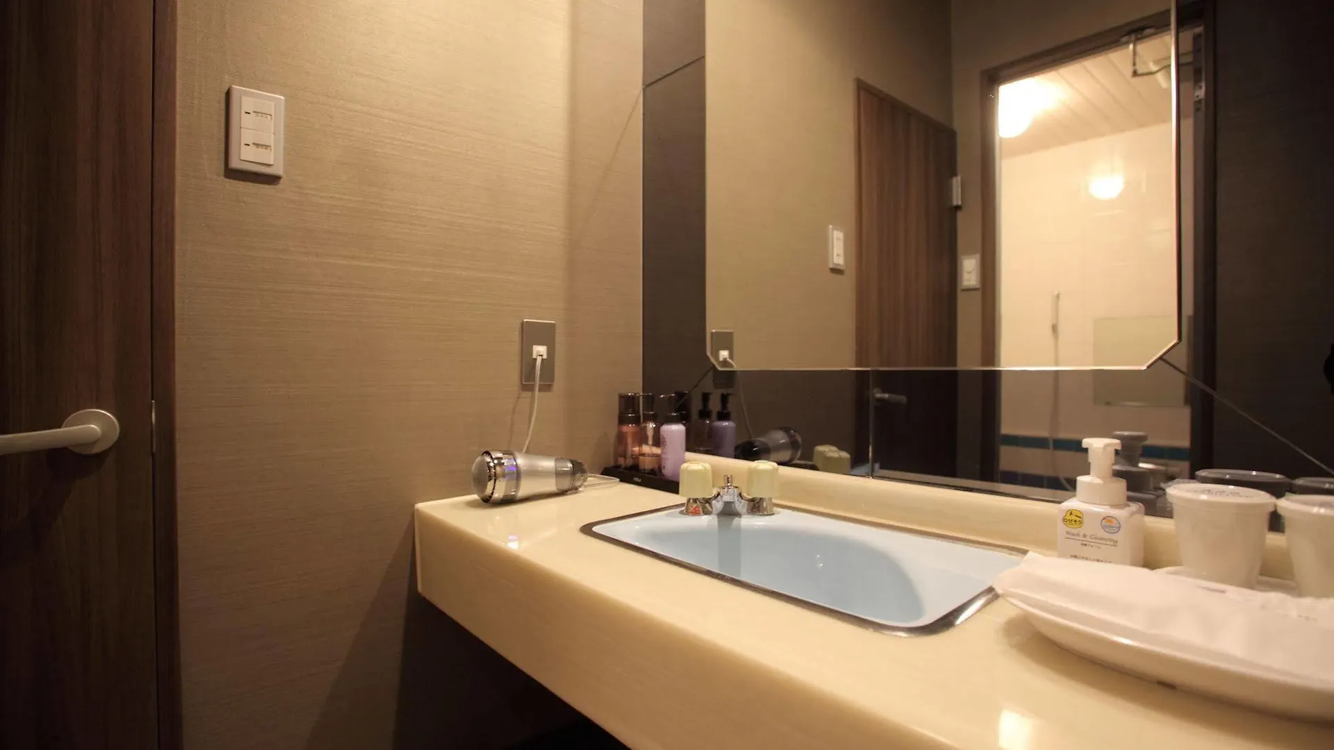 Hotel Porte Sapporo 2*,  Japan